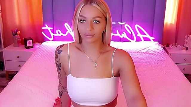 AllwaysHotJ online show from December 26, 3:38 am