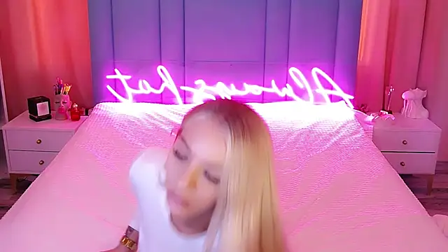 AllwaysHotJ online show from January 24, 2:49 am