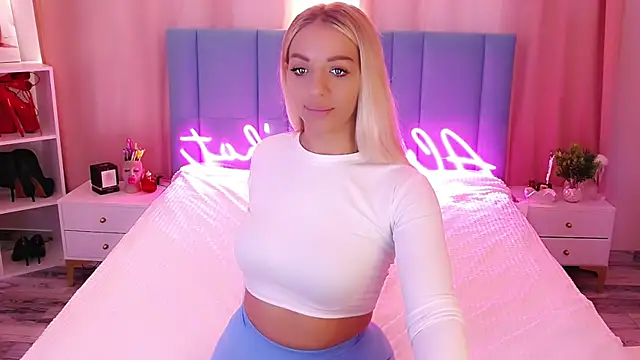 AllwaysHotJ online show from March 16, 2:21 am