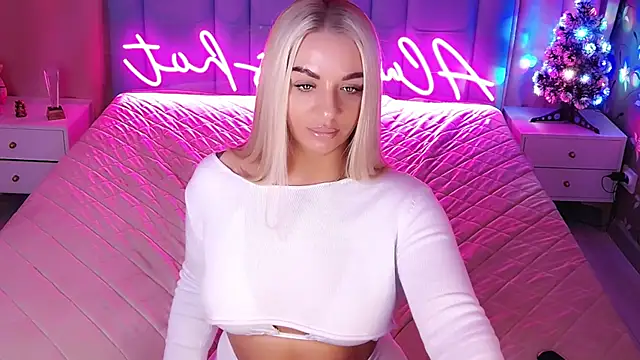 AllwaysHotJ online show from January 8, 2:14 am