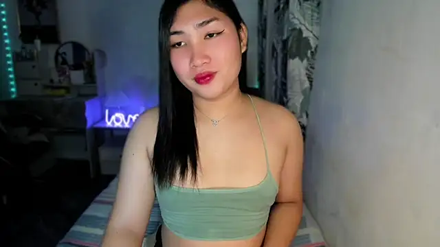 Miss Deliciousness online show from February 7, 3:41 pm