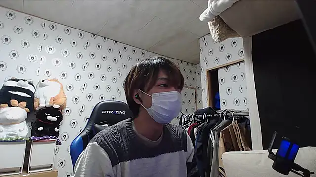 pychan online show from February 23, 1:42 pm