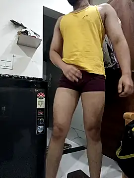 Snapshot of GYMBOY0071 chatting on February 1, 4:54 pm GYMBOY0071 online show from February 1, 4:54 pm