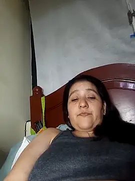 Snapshot of Gatubela212 chatting on February 22, 5:55 am Gatubela212 online show from February 22, 5:55 am