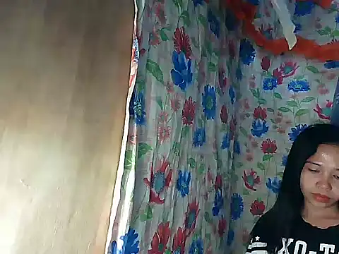 PinaySkinnyGirl online show from January 12, 9:25 am