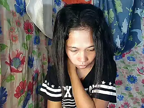 PinaySkinnyGirl online show from January 13, 9:09 pm