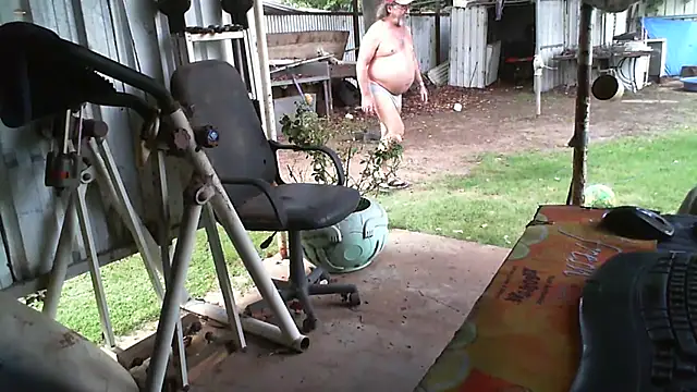 herbie010666 online show from February 21, 5:24 am