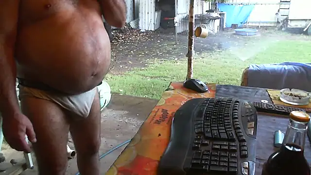 herbie010666 online show from March 13, 7:53 am