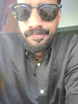 Snapshot of FearingForm chatting on September 18, 8:49 am FearingForm online show from September 18, 8:49 am