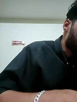 Snapshot of FearingForm chatting on September 25, 8:01 pm FearingForm online show from September 25, 8:01 pm