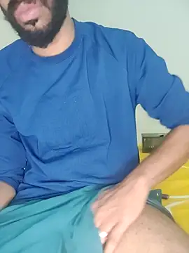 Snapshot of FearingForm chatting on October 20, 11:38 pm FearingForm online show from October 20, 11:38 pm