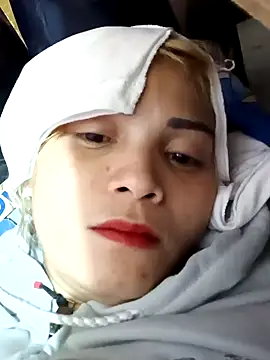 ashlylove25 online show from December 8, 7:32 pm