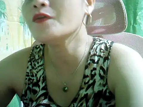 ashlylove25 online show from February 12, 4:02 pm