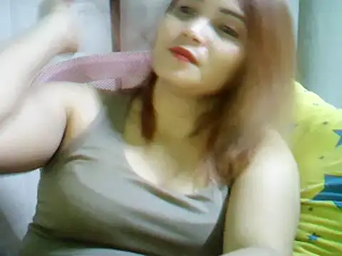 Snapshot of ashlylove25 chatting on May 5, 3:20 pm ashlylove25 online show from May 5, 3:20 pm