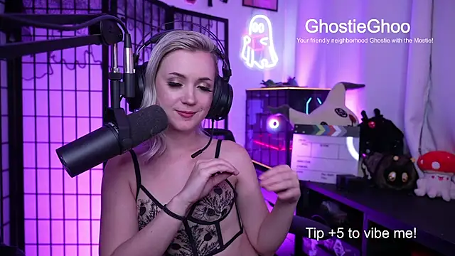 GhostieGhoo online show from May 21, 11:56 pm