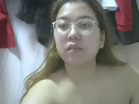 Boobsiemarie online show from January 3, 9:15 am