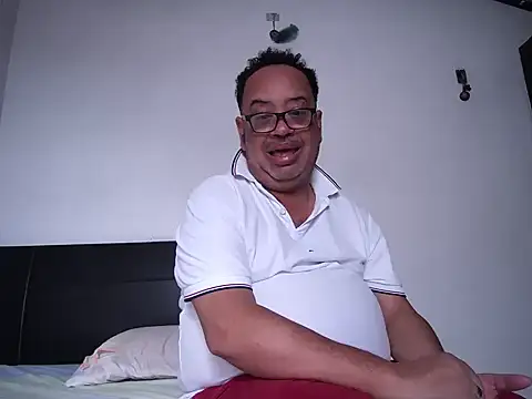 djtomxxx2777 online show from June 20, 3:26 pm