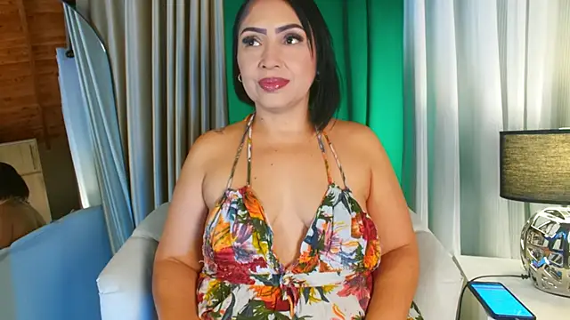 Madissononee online show from September 19, 2:46 am