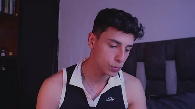 I Gabriel online show from December 3, 9:35 pm