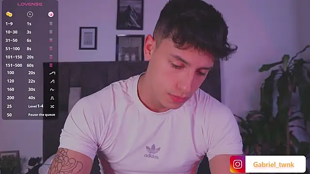 I Gabriel online show from June 4, 5:57 am