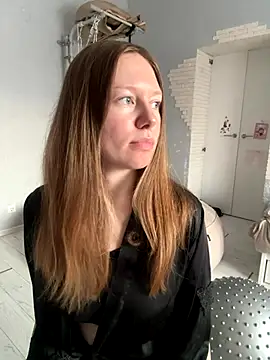 ConnieDaw online show from December 18, 5:02 am