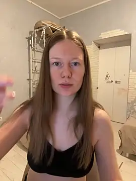 ConnieDaw online show from December 20, 2:57 pm