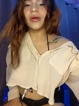 Snapshot of SexyFriends_ chatting on June 1, 10:00 pm SexyFriends online show from June 1, 10:00 pm