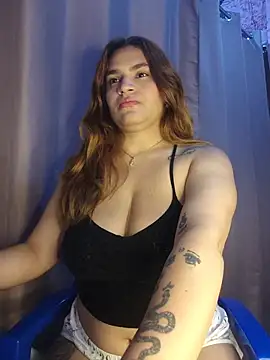 Snapshot of SexyFriends_ chatting on July 29, 12:42 am SexyFriends online show from July 29, 12:42 am