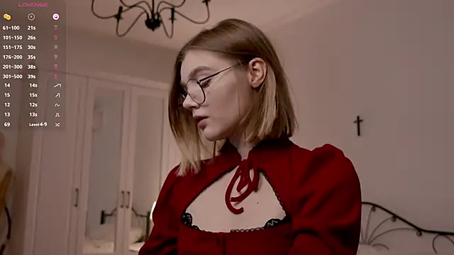 allotropp online show from October 11, 7:01 pm