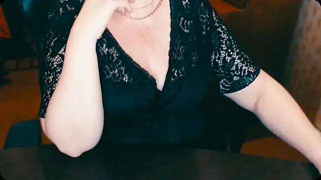 Snapshot of AlisaHot55 chatting on March 12, 6:00 pm AlisaHot55 online show from March 12, 6:00 pm