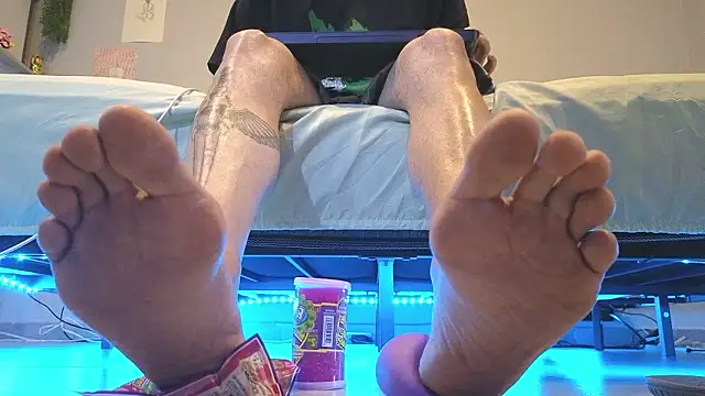 MattxFeet online show from February 18, 8:49 pm