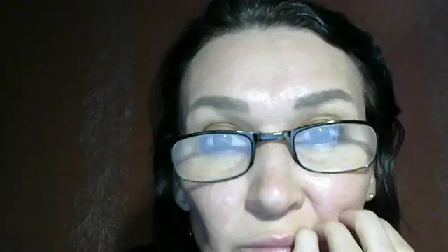 PrettyAndWild online show from October 17, 3:58 pm