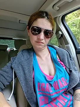 Snapshot of Geile-Luna chatting on June 3, 4:56 pm Geile-Luna online show from June 3, 4:56 pm