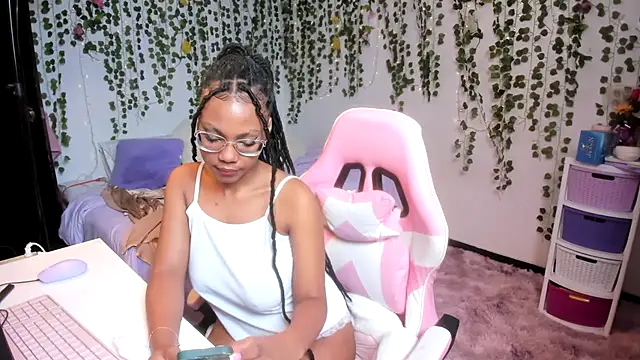 violeta milleer online show from November 24, 5:34 pm