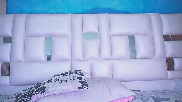 katy rioss online show from February 15, 3:06 pm