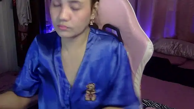 yourbabe Brielle online show from February 1, 3:50 pm