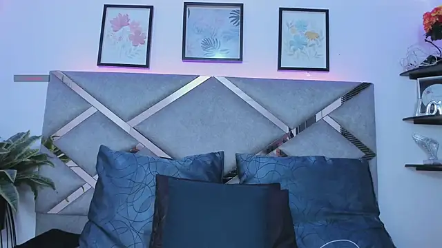 Keidy rose online show from November 7, 7:14 pm