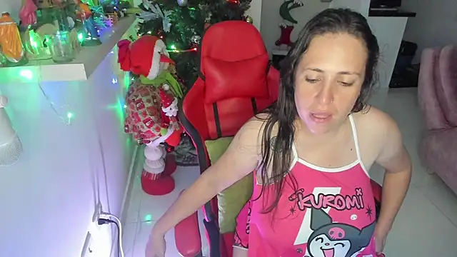 Snapshot of valery_adams1 chatting on December 12, 4:37 am valery adams1 online show from December 12, 4:37 am