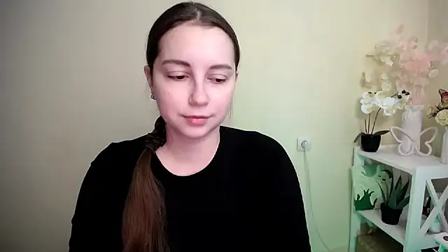 SweetPrincess  online show from February 10, 6:50 am