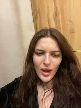 little belucci online show from February 1, 3:50 pm