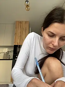 little belucci online show from September 10, 2:28 pm