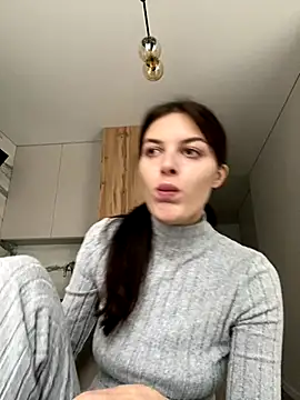 little belucci online show from October 1, 2:23 pm