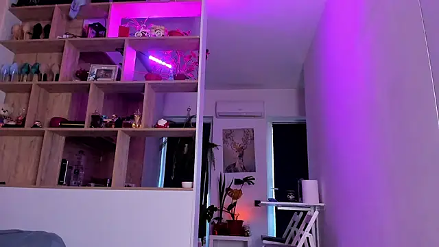 Snapshot of _alleyesonme_ chatting on September 23, 2:53 pm  alleyesonme  online show from September 23, 2:53 pm