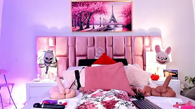 Snapshot of Anaa_Bellaa chatting on October 21, 12:28 pm Anaa Bellaa online show from October 21, 12:28 pm