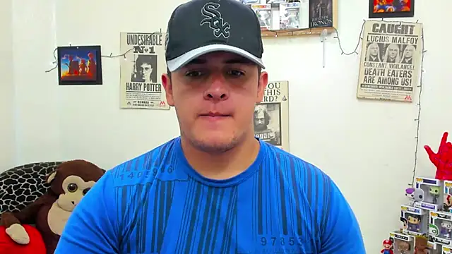 Snapshot of ney_22 chatting on January 18, 7:38 am ney 22 online show from January 18, 7:38 am