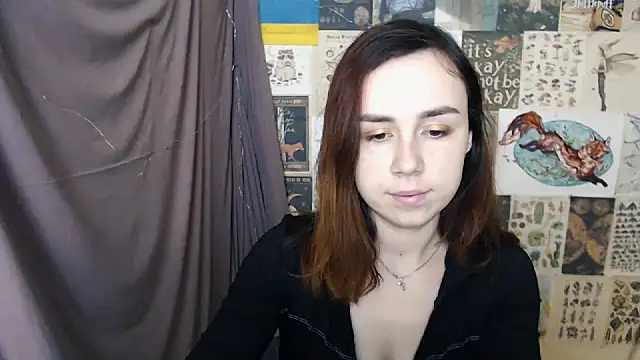 Snapshot of VeryVeryVeryShy_ chatting on December 19, 6:45 am VeryVeryVeryShy online show from December 19, 6:45 am