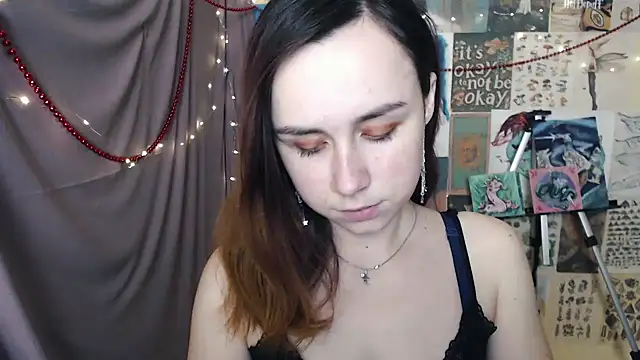 Snapshot of VeryVeryVeryShy_ chatting on December 28, 9:42 am VeryVeryVeryShy online show from December 28, 9:42 am