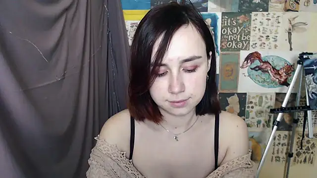 Snapshot of VeryVeryVeryShy_ chatting on January 26, 9:51 am VeryVeryVeryShy online show from January 26, 9:51 am