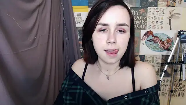 Snapshot of VeryVeryVeryShy_ chatting on January 28, 6:38 am VeryVeryVeryShy online show from January 28, 6:38 am