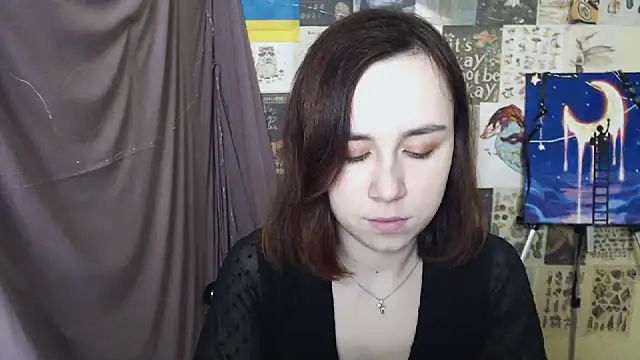Snapshot of VeryVeryVeryShy_ chatting on March 3, 6:48 am VeryVeryVeryShy online show from March 3, 6:48 am